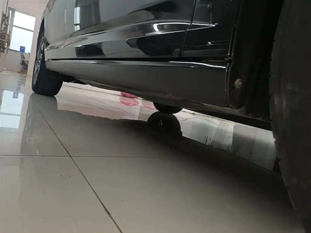 Volkswagen Sagitar 2023 300TSI DSG Surpassing Edition фото 21