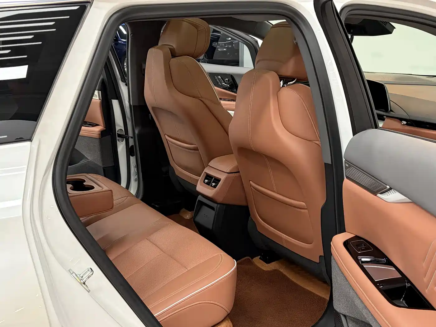 Cadillac IQ Ao Ge 2024 Standard Range фото 10