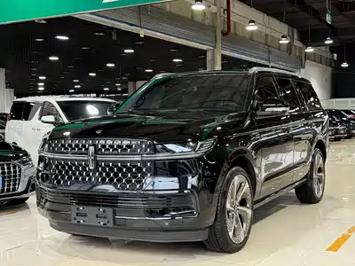 Lincoln Navigator
