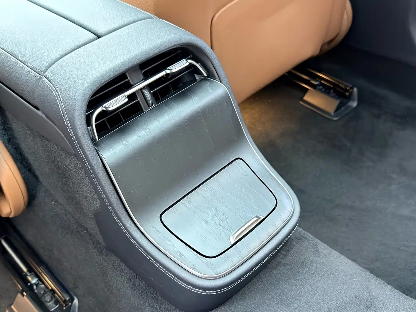 Mercedes-Benz E-Class 2024 E 300 L Fashion Sport фото 19