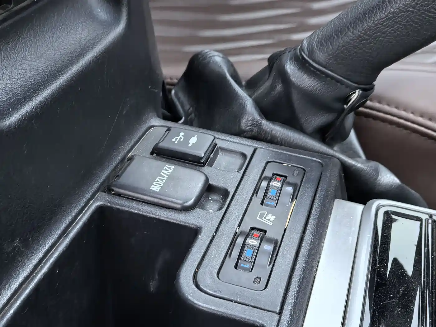 Toyota Prado 2019 3.5L Automatic TX-L Zunxiang Edition with Rear-mounted Spare Tire фото 14
