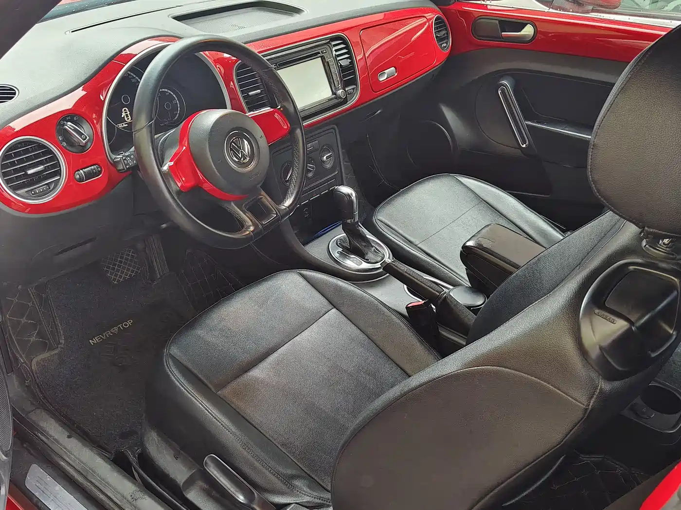 Volkswagen Beetle 2014 1.2TSI Fashion Edition фото 5