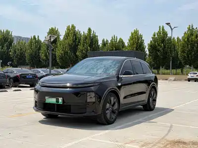 Li Auto L6