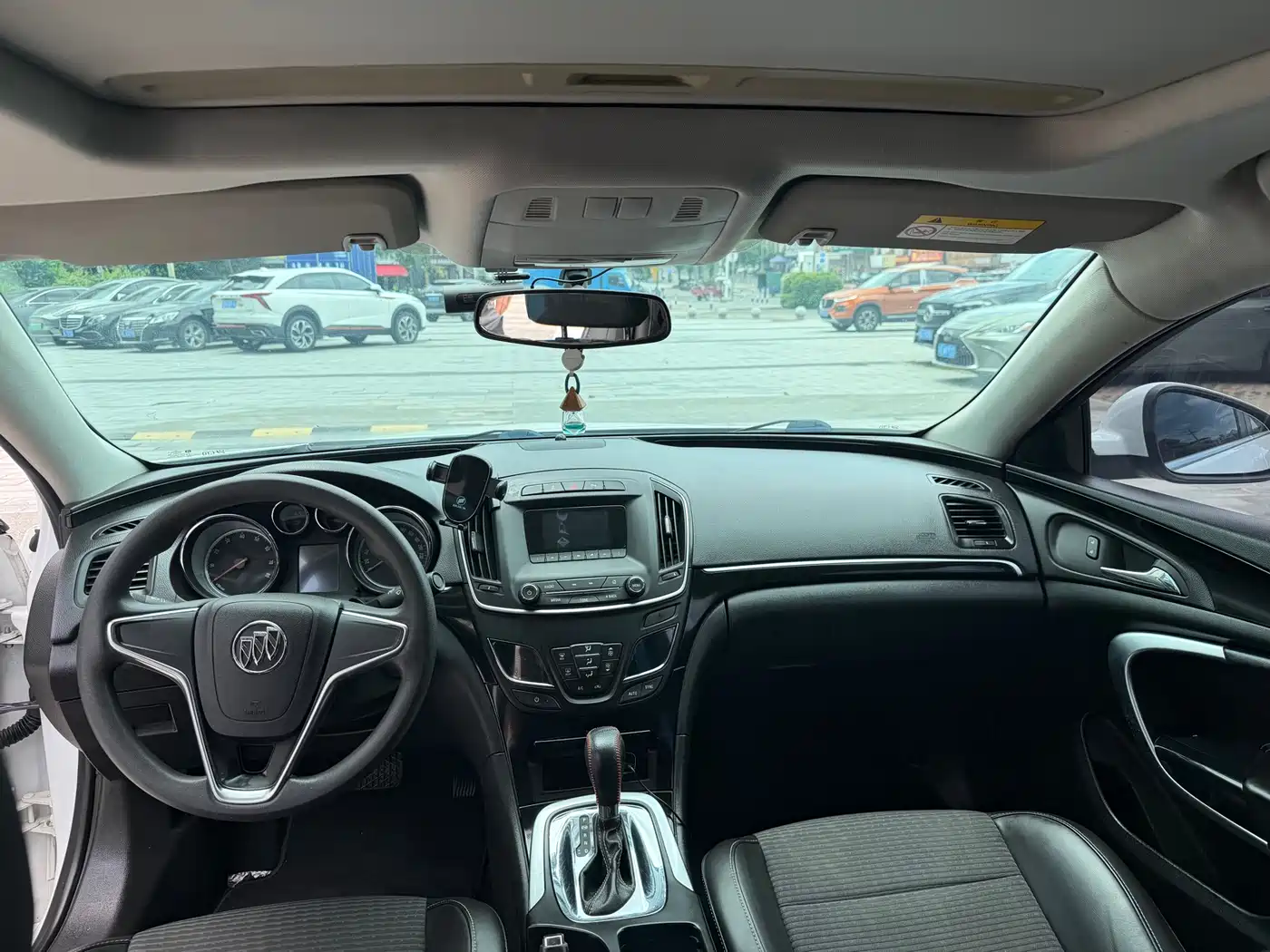 Buick Regal 2015 1.6T Leading Tech Edition фото 6
