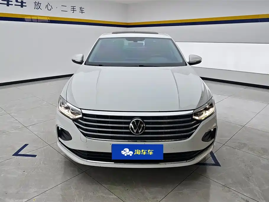 Volkswagen Lavida 2023 1.5L Auto Five Million Edition фото 2