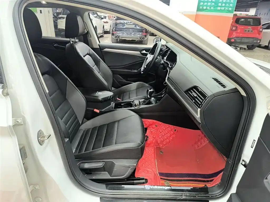 Volkswagen Sagitar 2021 200TSI DSG Comfort Smart Edition фото 25