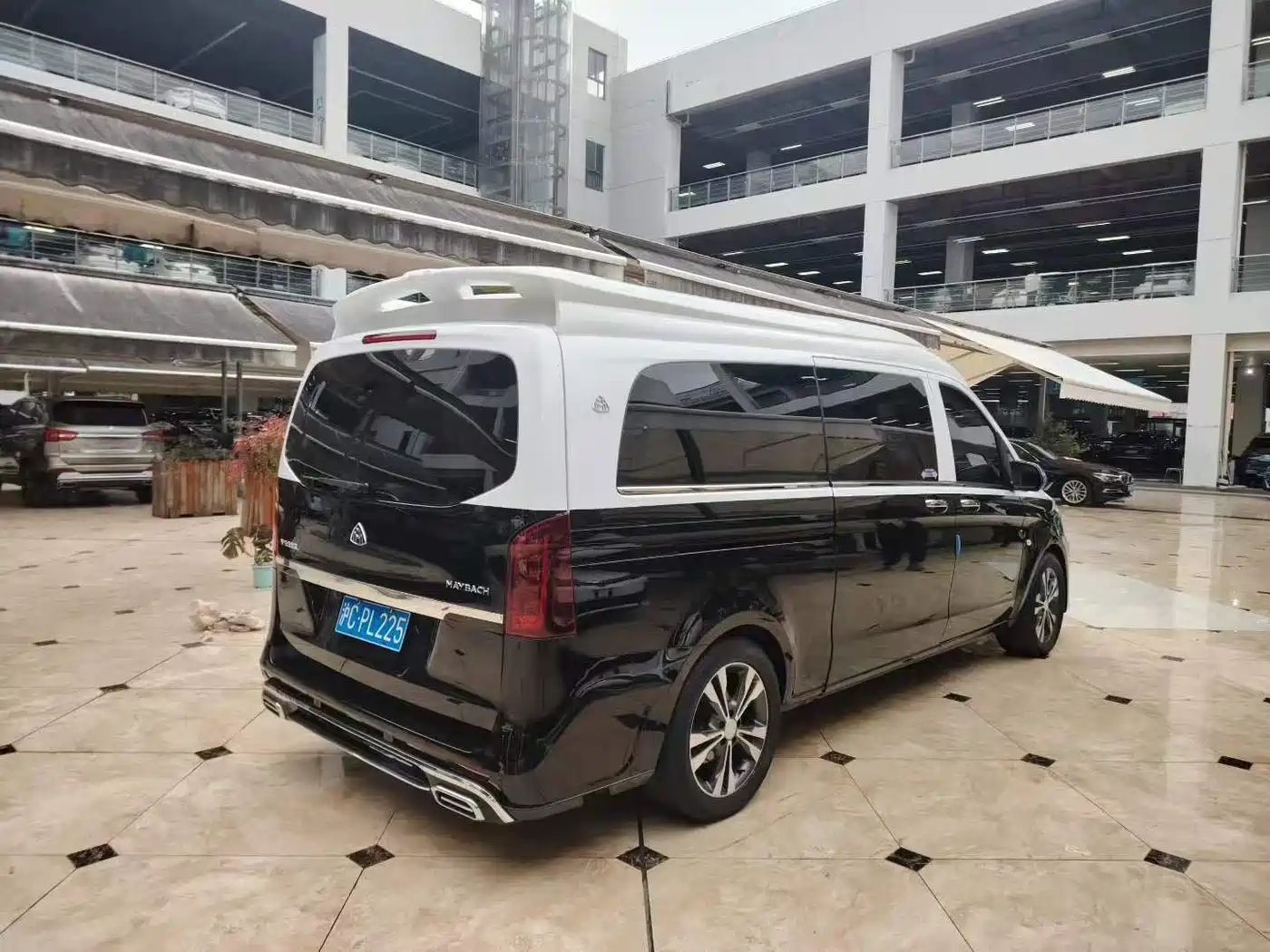Mercedes-Benz Vito 2016 2.0T Elite 9-Seater фото 6