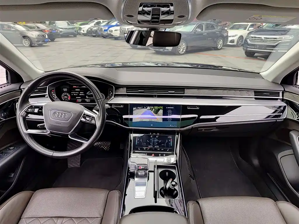 Audi A8 2021 A8L 50 TFSI quattro Comfort фото 10