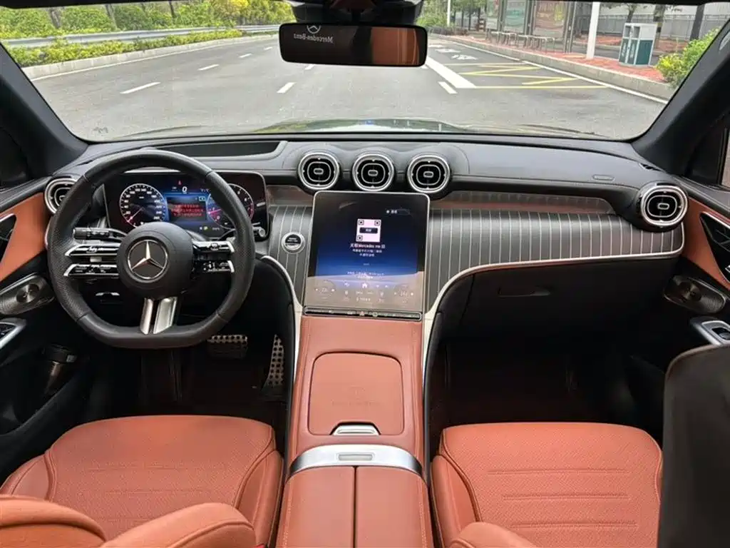 Mercedes-Benz GLC 2024 GLC 300 L 4MATIC Luxury 5-seater фото 8