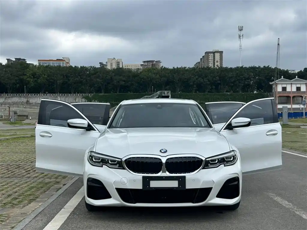 BMW 3 Series 2020 Facelift 325Li M Sport Package фото 8