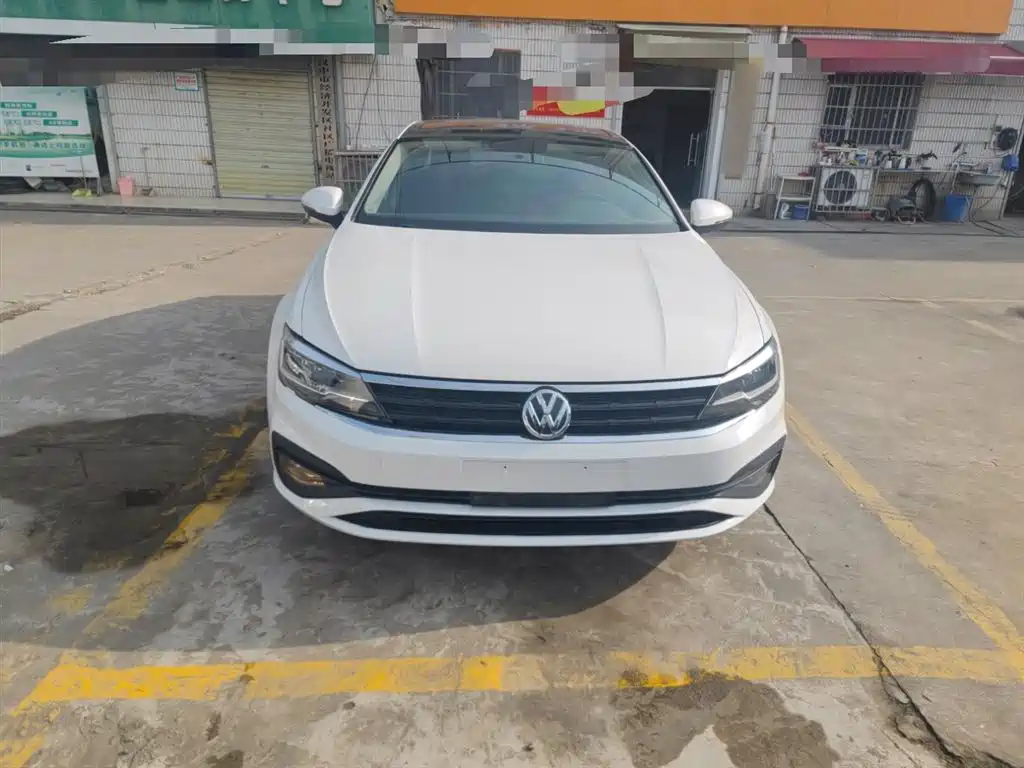 Volkswagen Lamando 2021 230TSI DSG Fashion Edition фото 3