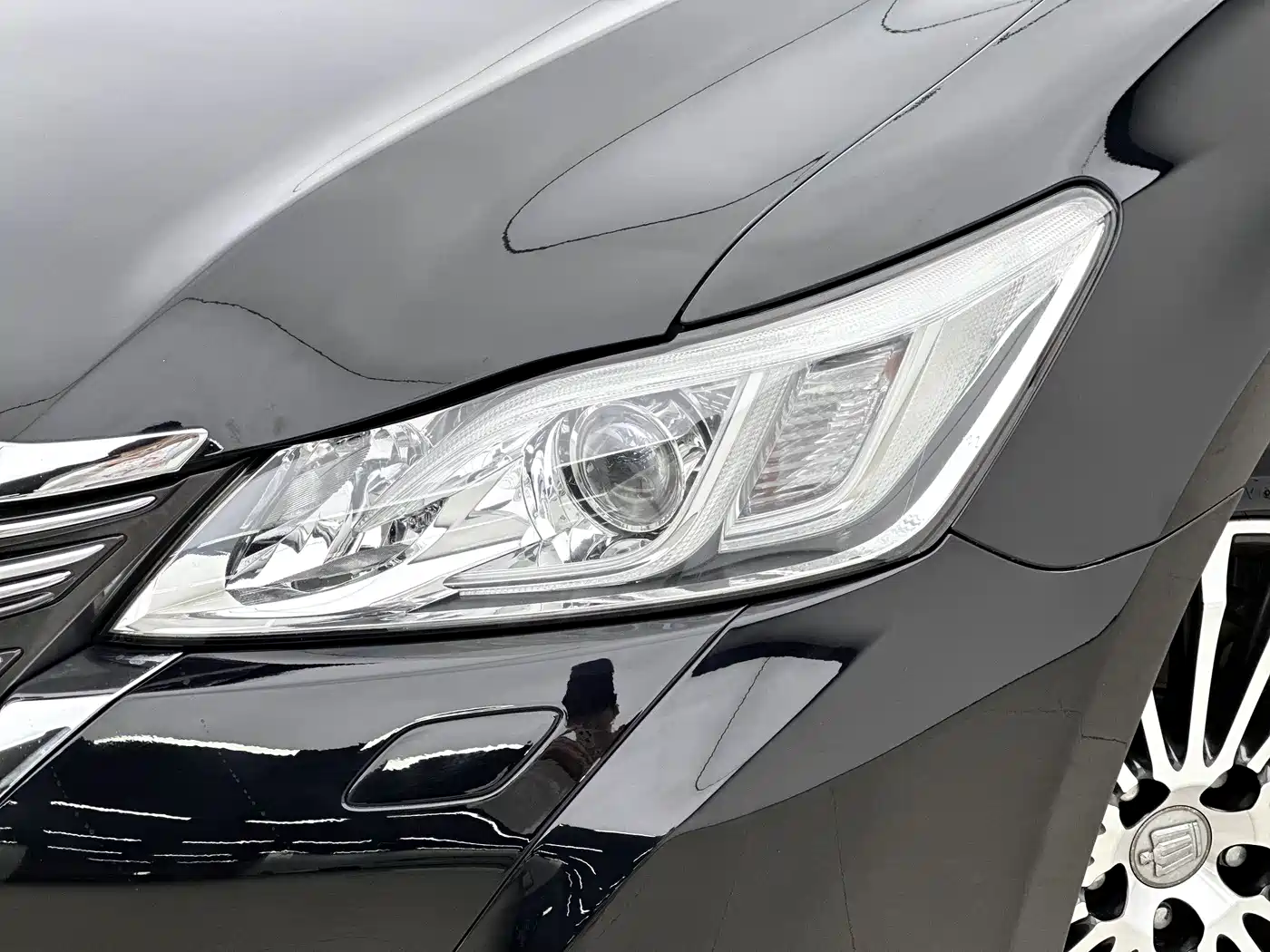 Toyota Crown 2015 2.0T Luxury фото 13