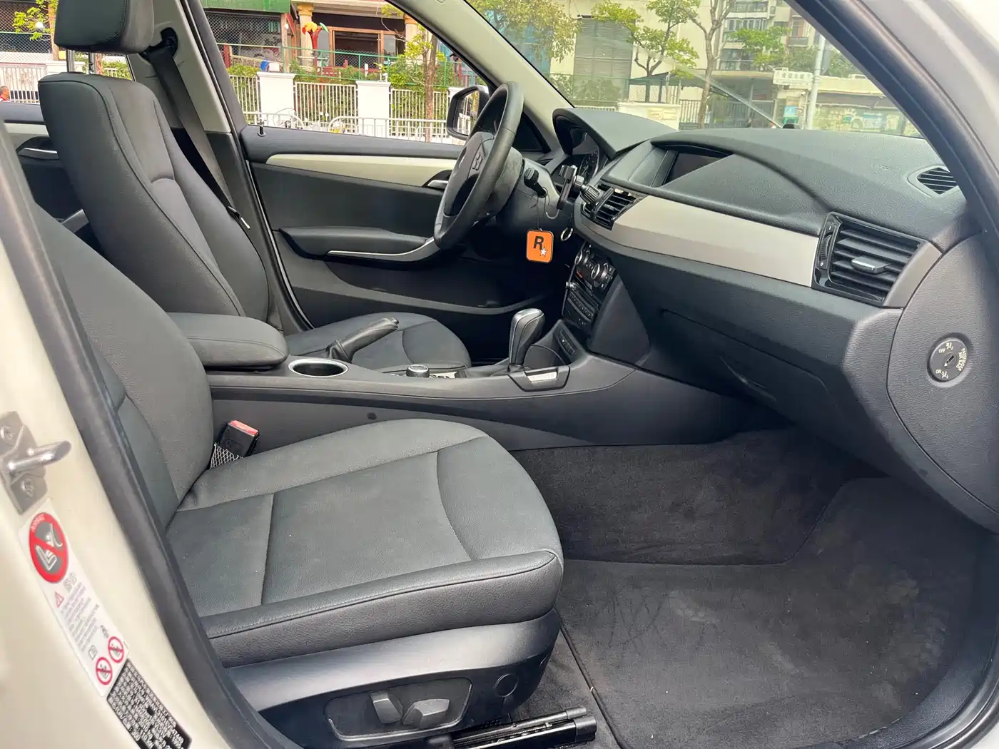 BMW X1 (Import) 2012 sDrive18i Luxury фото 10