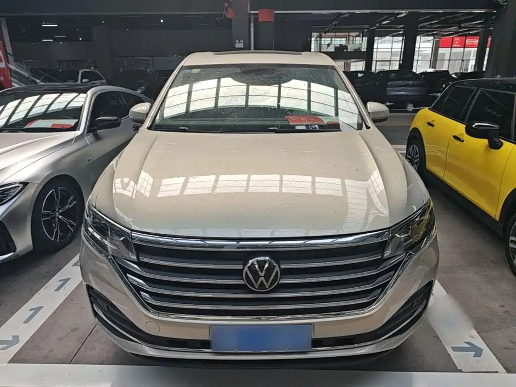 Volkswagen Viloran 2020 2020 330TSI Luxury Edition