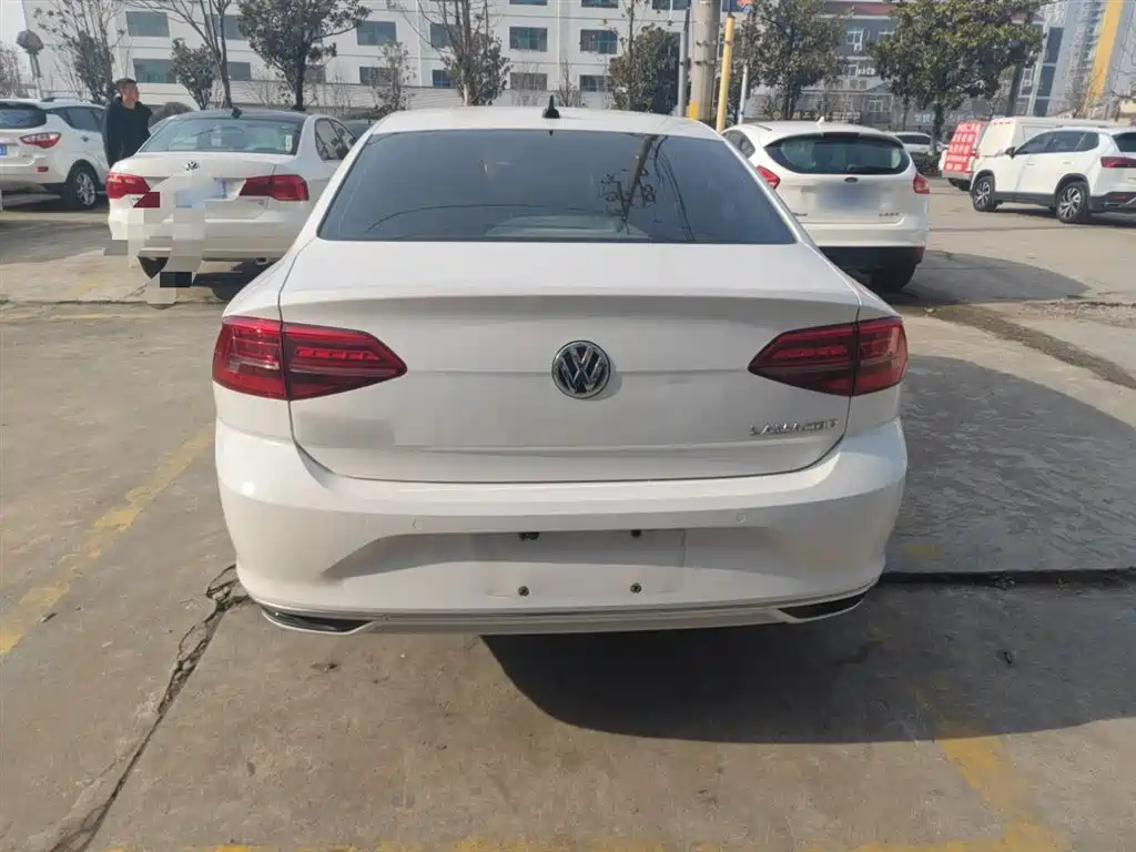 Volkswagen Lamando 2021 230TSI DSG Fashion Edition фото 5
