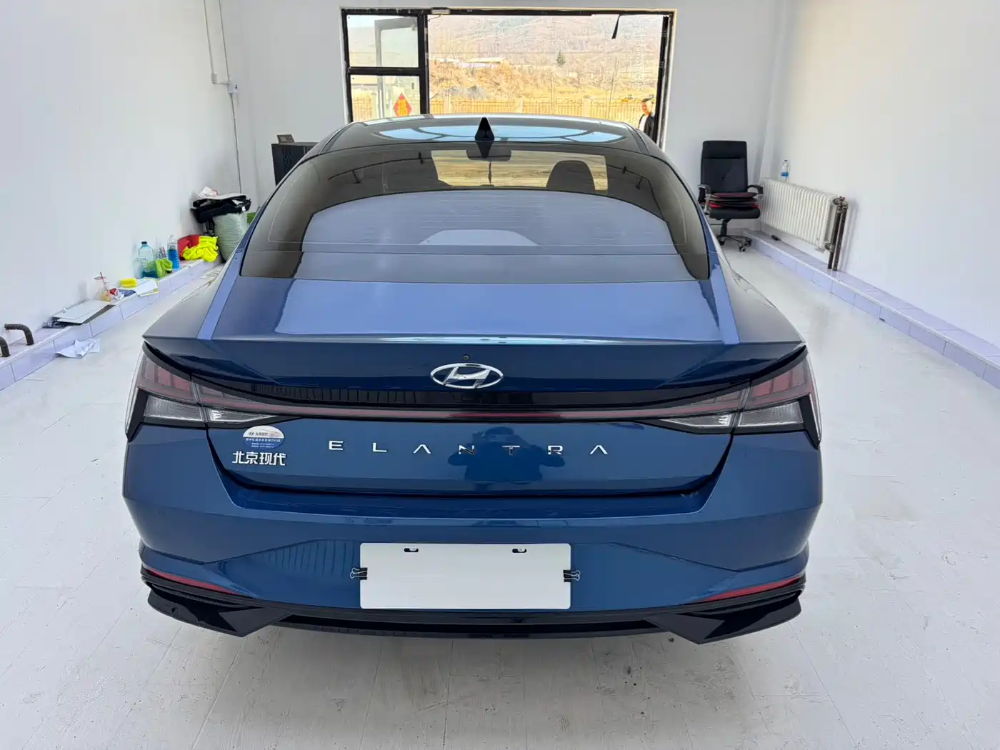 Hyundai Elantra 2021 1.5L CVT LUX Premium Edition фото 5