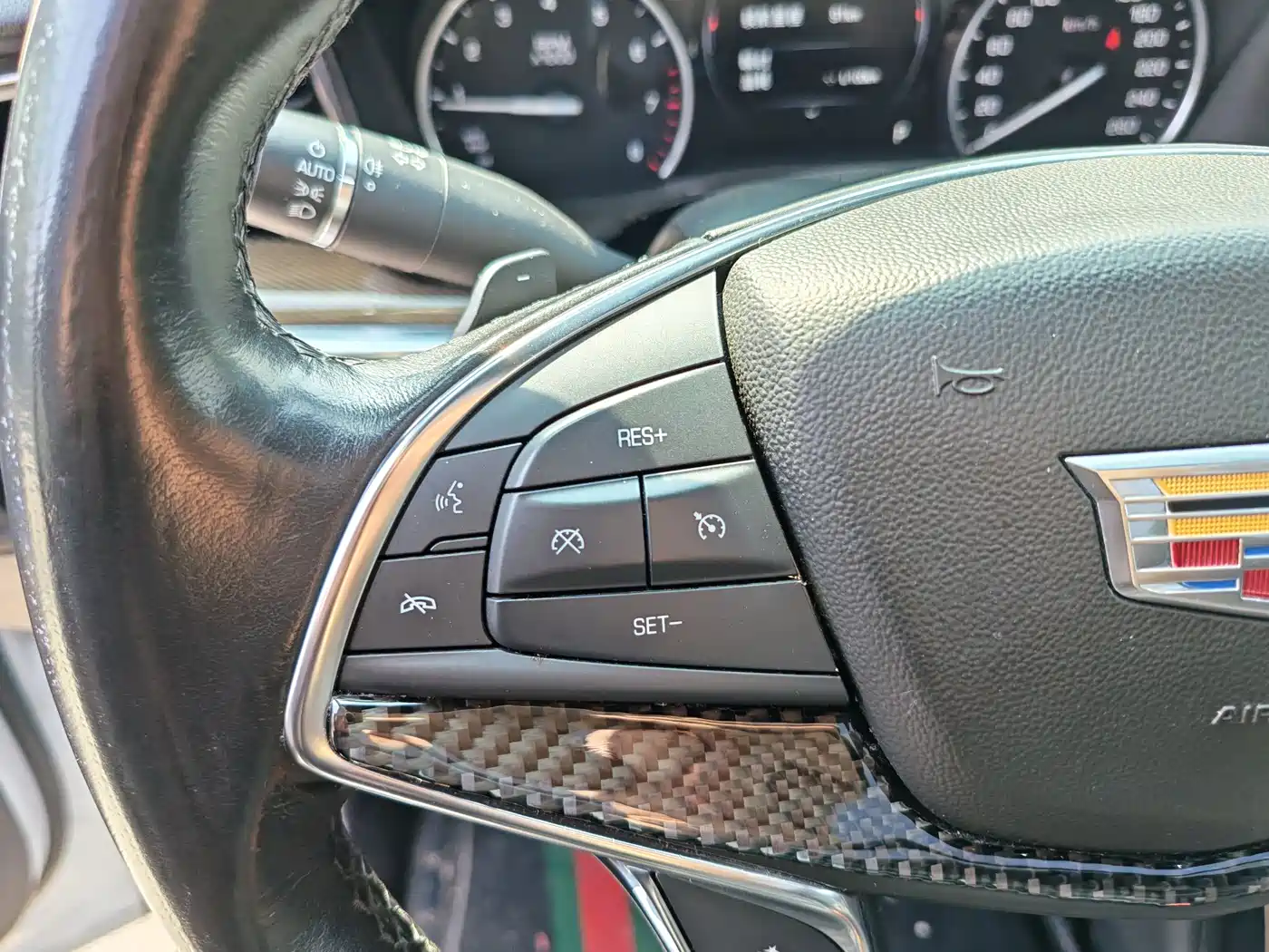 Cadillac XT5 2018 28E 4WD Leading фото 14
