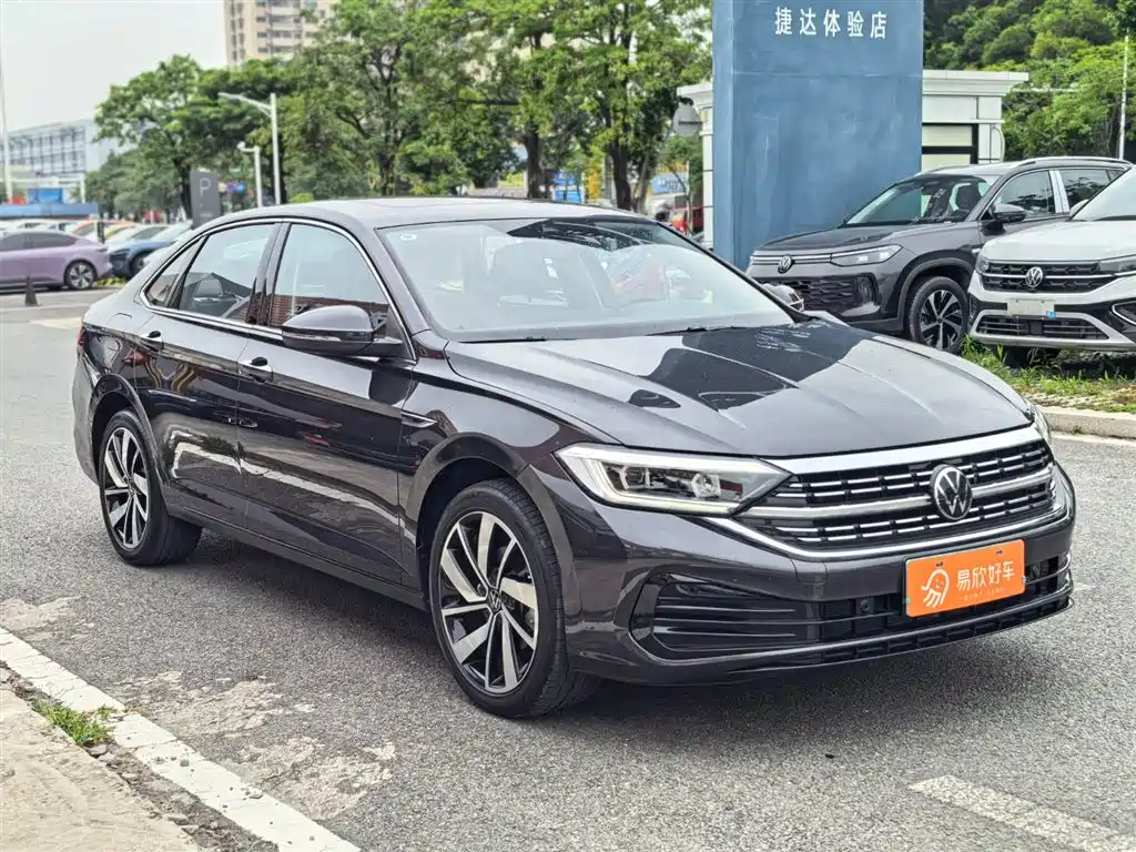 Volkswagen Sagitar 2023 300TSI DSG Excellence Edition фото 3