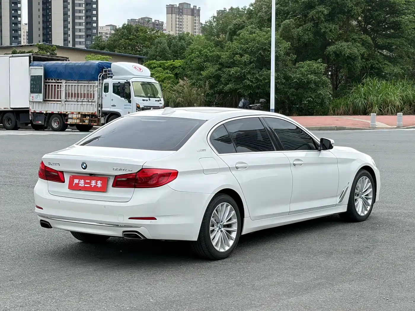 BMW 5 Series New Energy 2019 Facelift 530Le Luxury Package фото 9