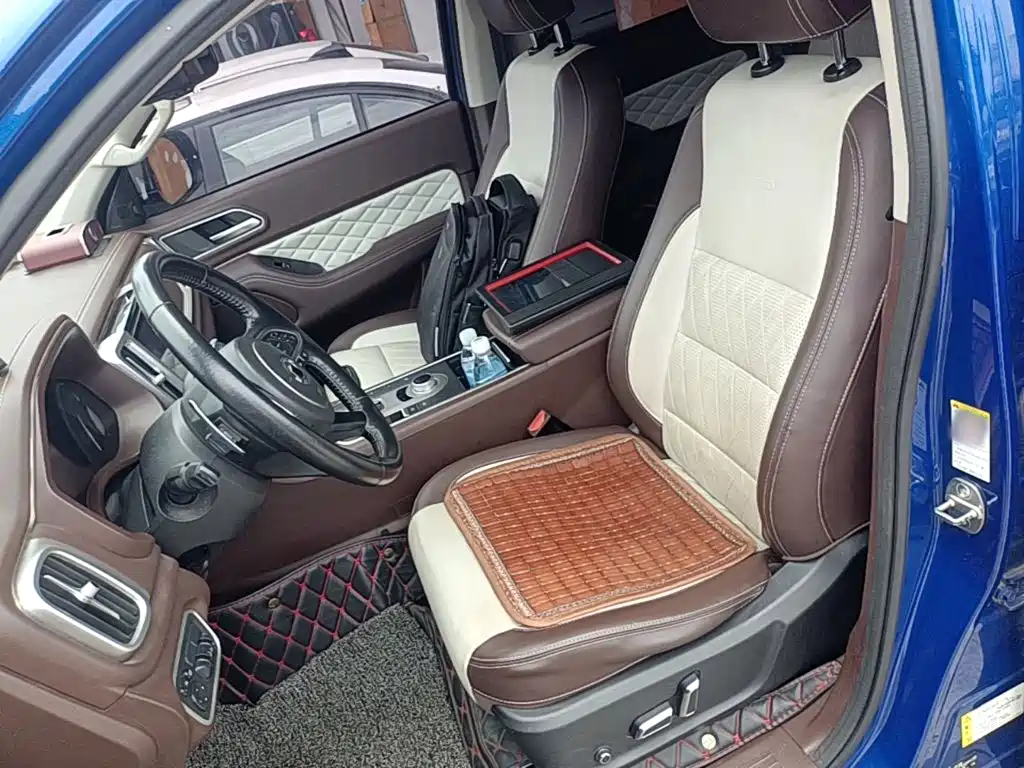 Great Wall Pao 2020 2019 2.0T Automatic Gasoline 4WD Premium Edition GW4C20B