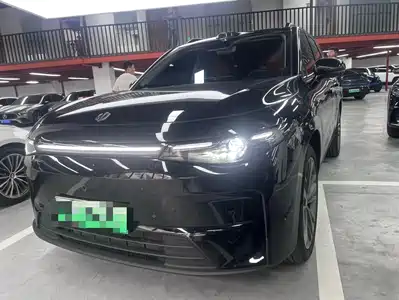 Leapmotor C16