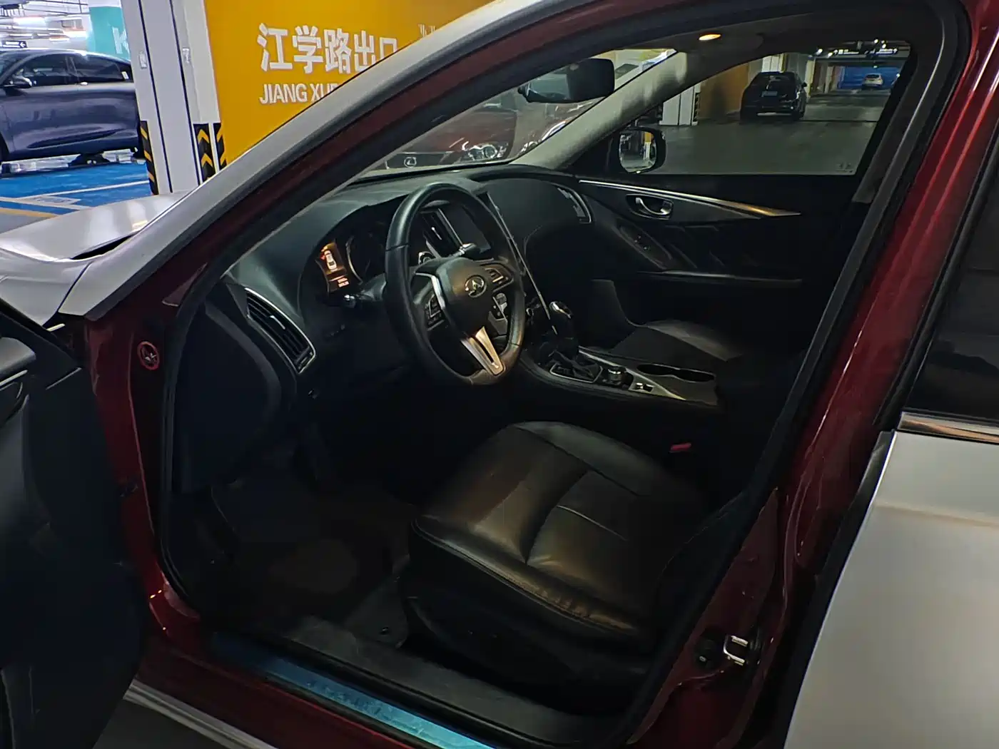 Infiniti Q50L 2020 2018 2.0T Leisure Edition (China VI)