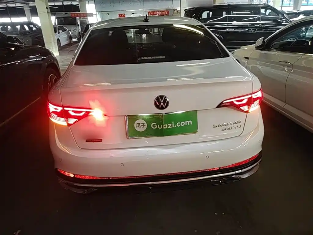 Volkswagen Sagitar 2025 300TSI DSG Surpass Edition фото 6