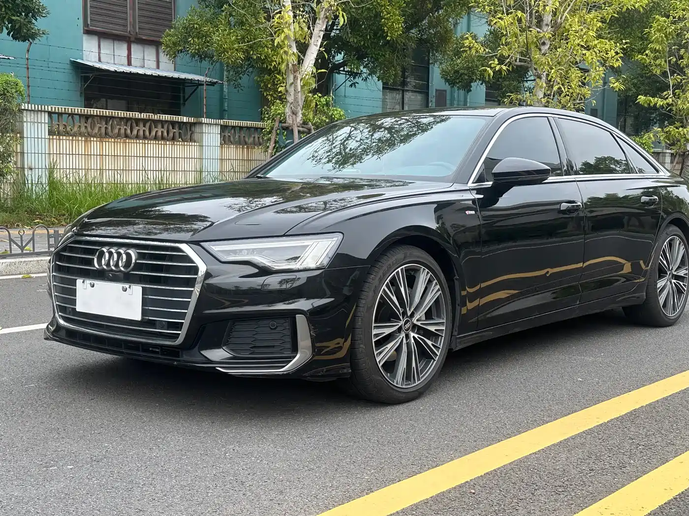 Audi A6L 2022 45 TFSI Premium Elegance