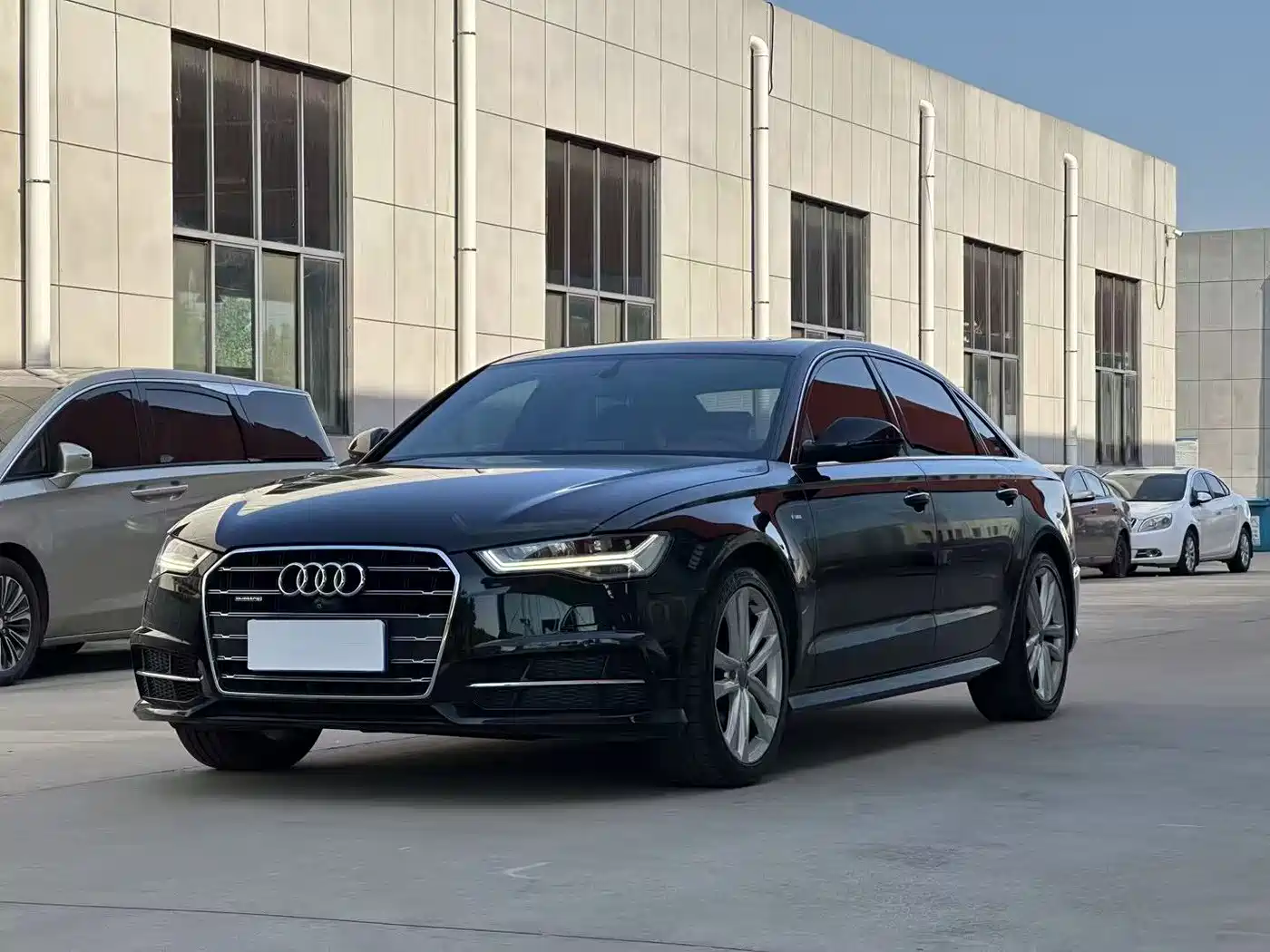 Audi A6L 2018 30th Anniversary 45 TFSI quattro Sport