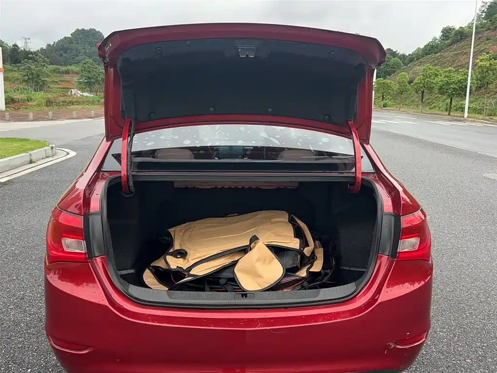 Buick Excelle 2017 15N Automatic Progressive фото 11