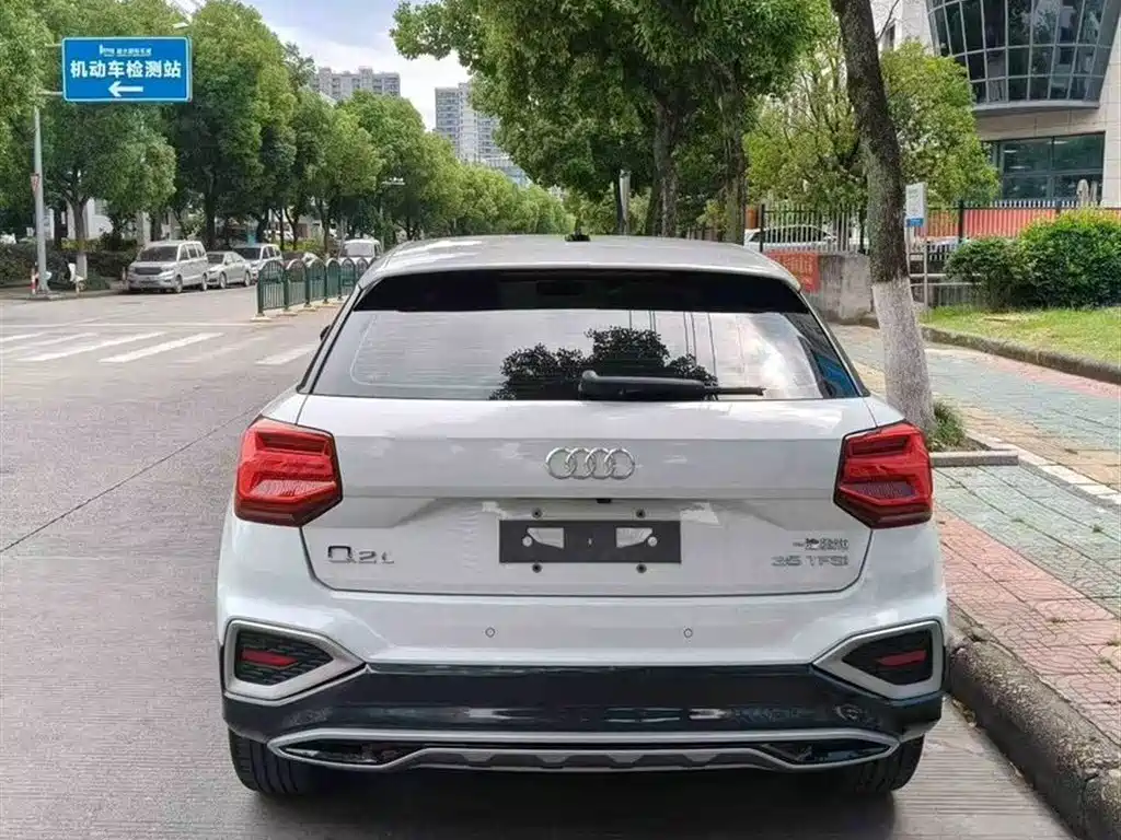 Audi Q2L 2022 35 TFSI Luxury Elegance фото 3