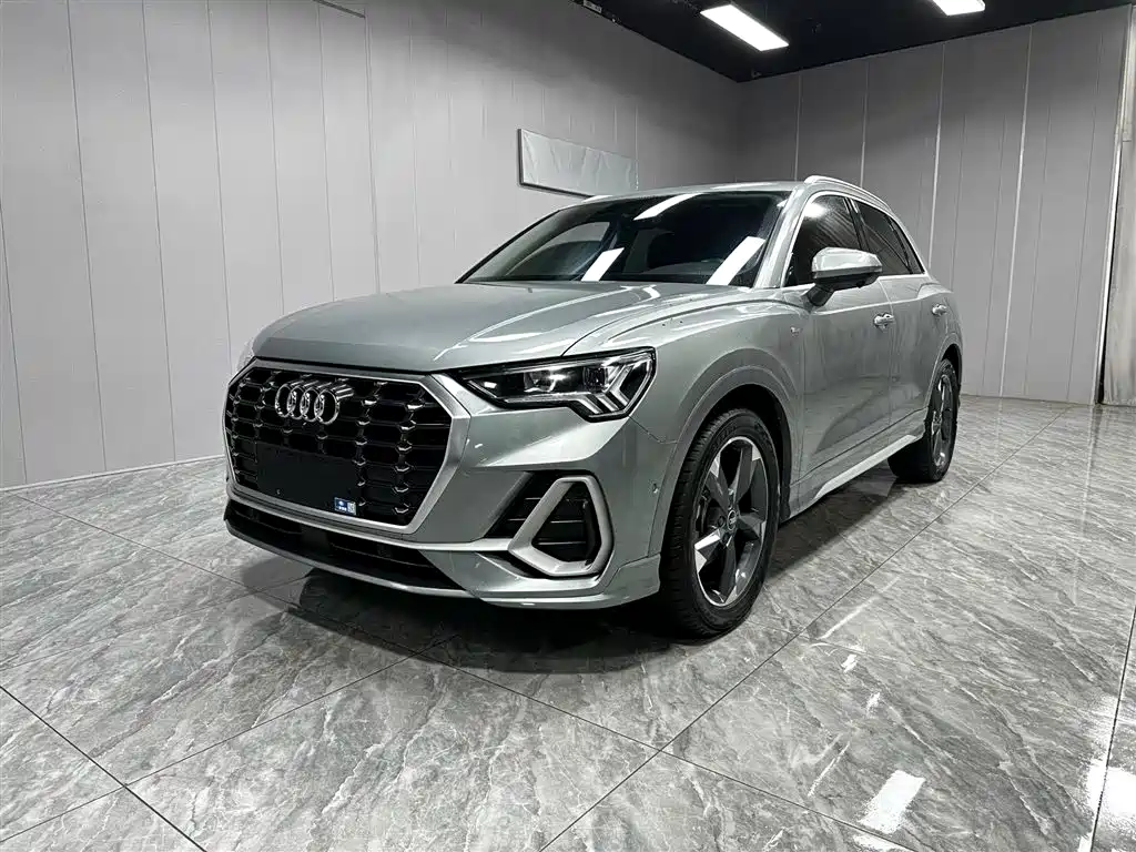 Audi Q3 2022 35 TFSI Fashion Dynamic