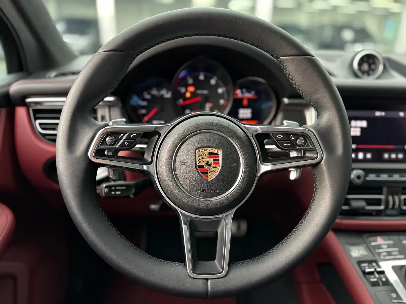Porsche Macan 2018 Macan 2.0T фото 6