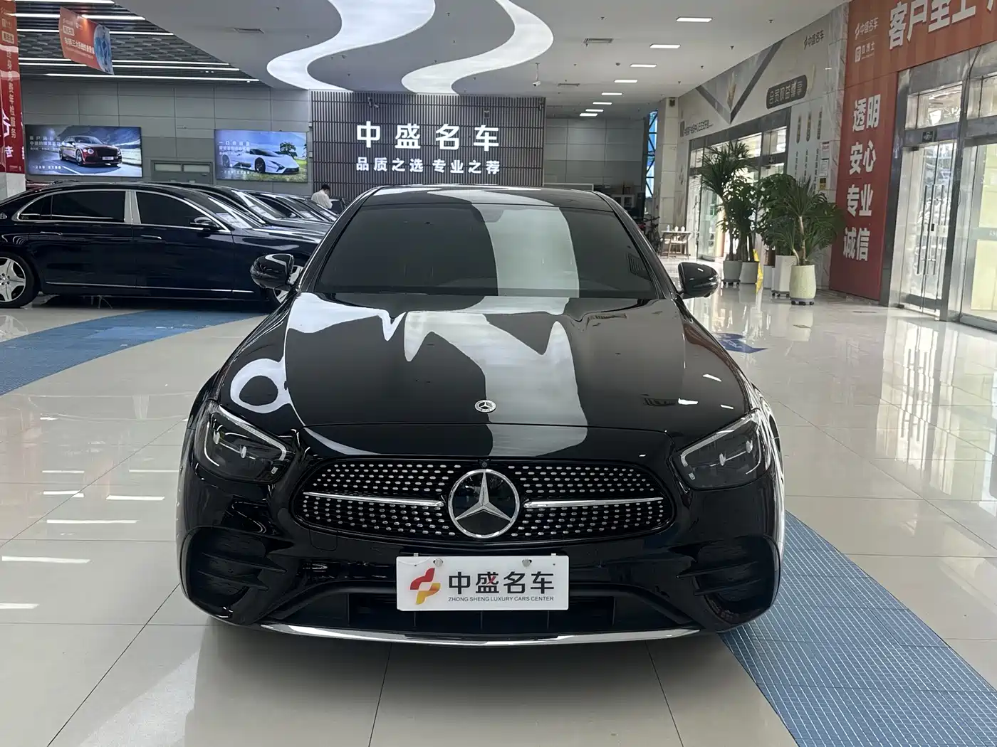 Mercedes-Benz E-Class 2022 Facelift E 300 L Sport Fashion Style фото 2