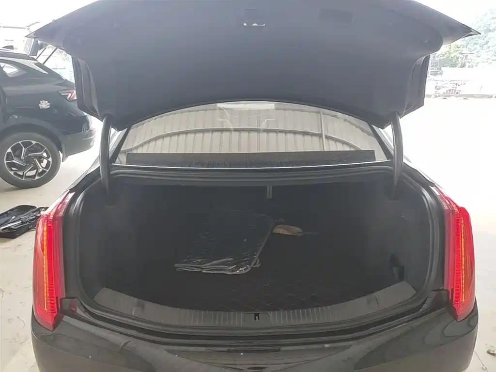 Cadillac XTS 2017 28T Technology фото 19