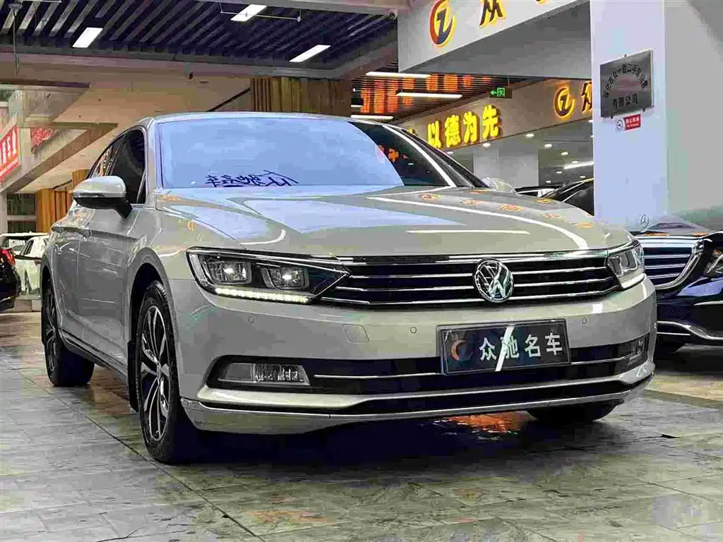 Volkswagen Magotan 2017 330TSI DSG Luxury