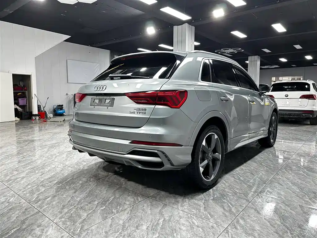 Audi Q3 2022 35 TFSI Fashion Dynamic фото 6