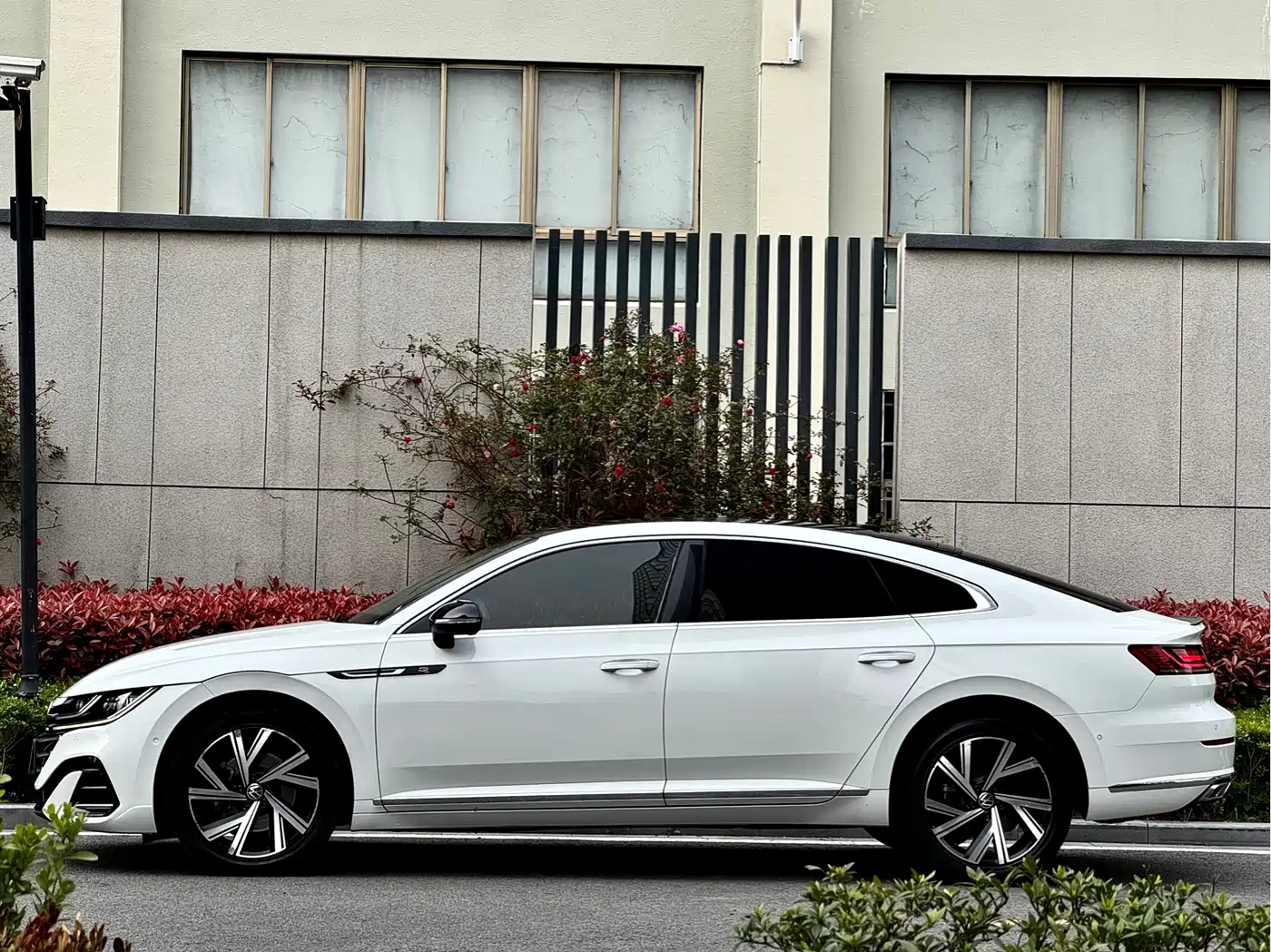 Volkswagen FAW-Volkswagen CC 2021 330TSI Dazzle Edition фото 4