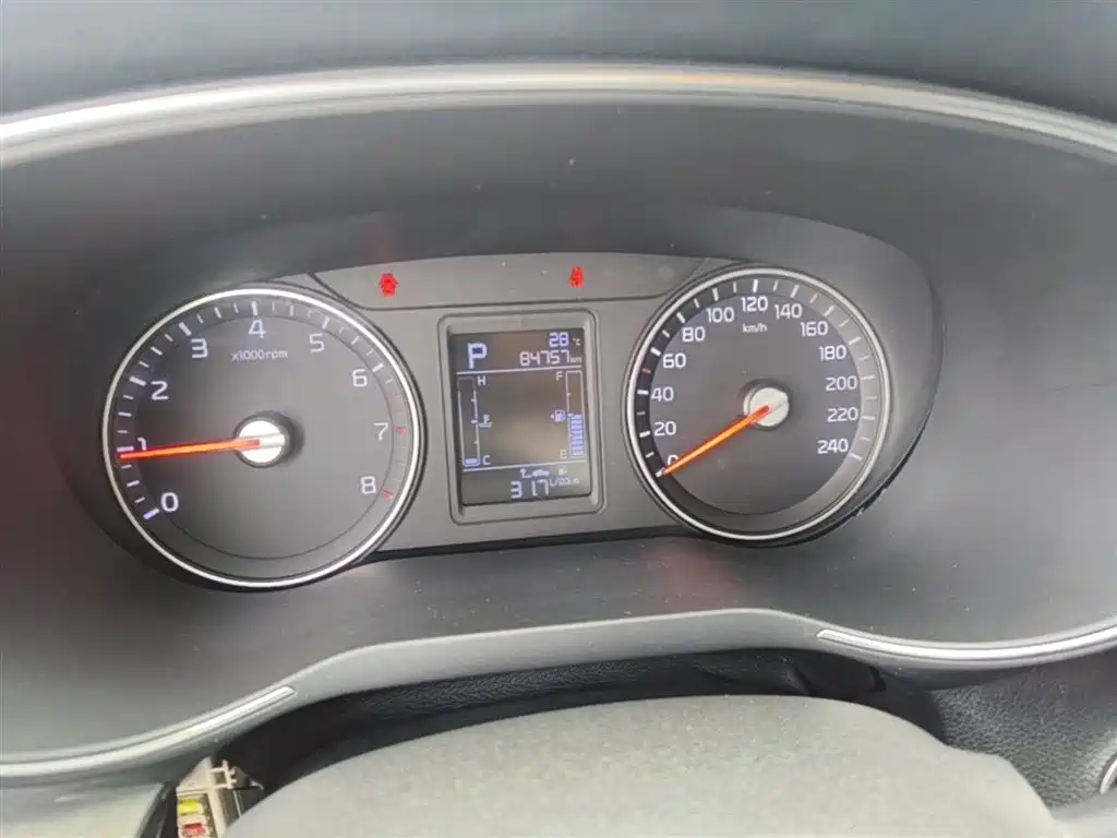 Kia KX3 Smart Run 2015 1.6L Automatic 2WD DLX фото 12