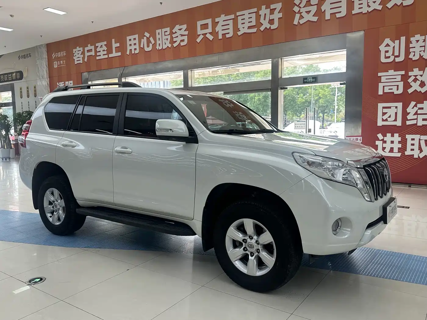 Toyota Prado 2016 2.7L Auto Standard Edition фото 3