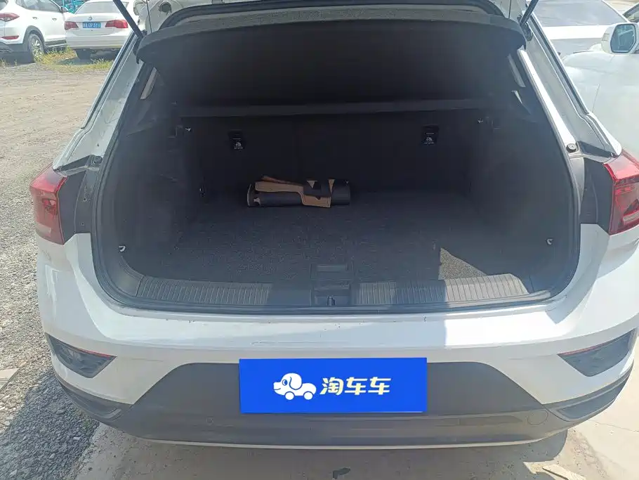 Фото 4 - Volkswagen T-ROC
