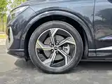 Photo 25 - Audi Q4 e-tron