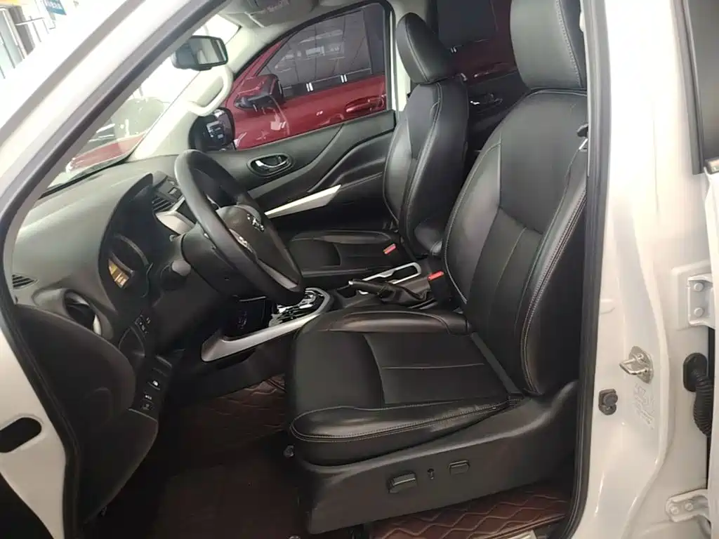 Nissan Navara 2022 2021 2.5L Automatic 4WD Premium QR25