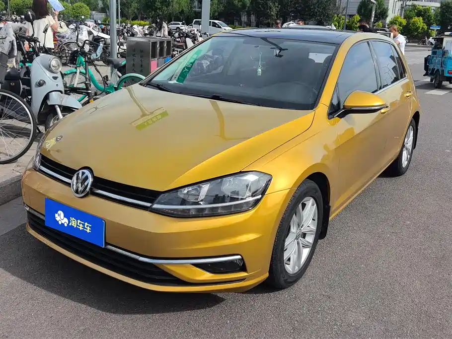 Volkswagen Golf 2018 230TSI Automatic Luxury