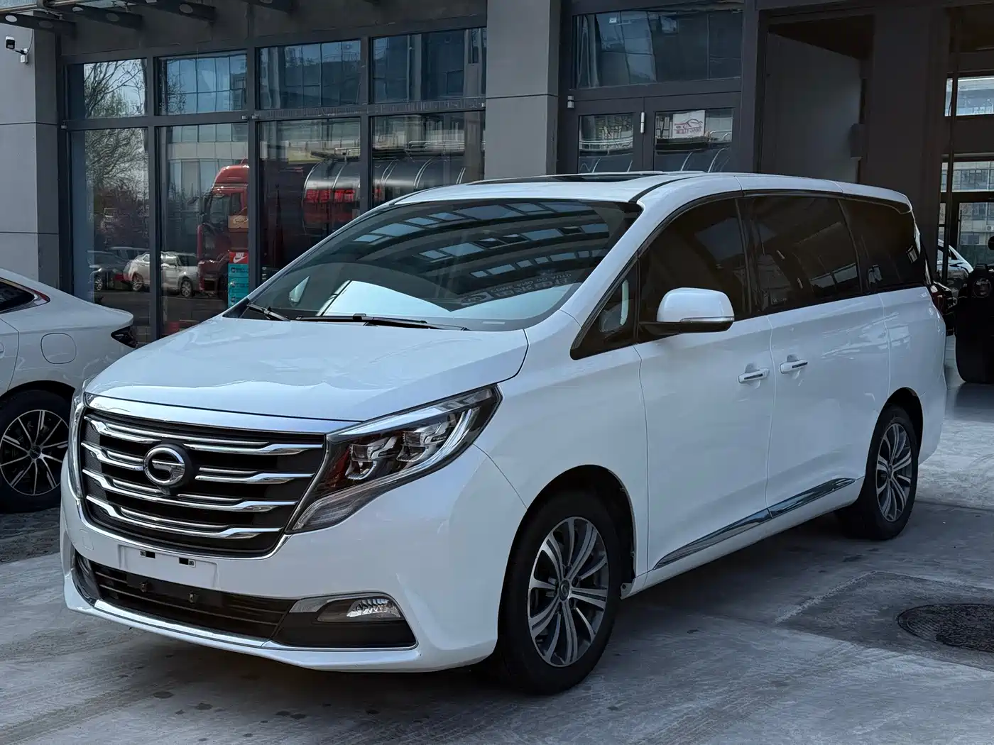 GAC Trumpchi Trumpchi M8 2020 390T Prestige фото 2