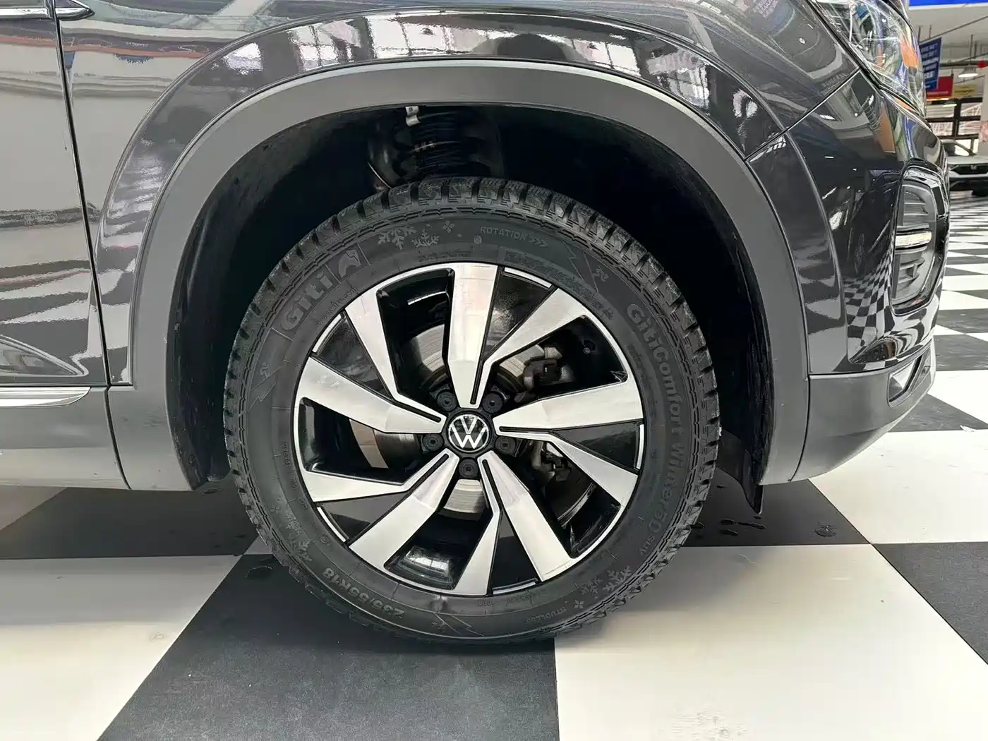 Volkswagen Tayron 2021 280TSI 2WD Luxury Smart Connect фото 5