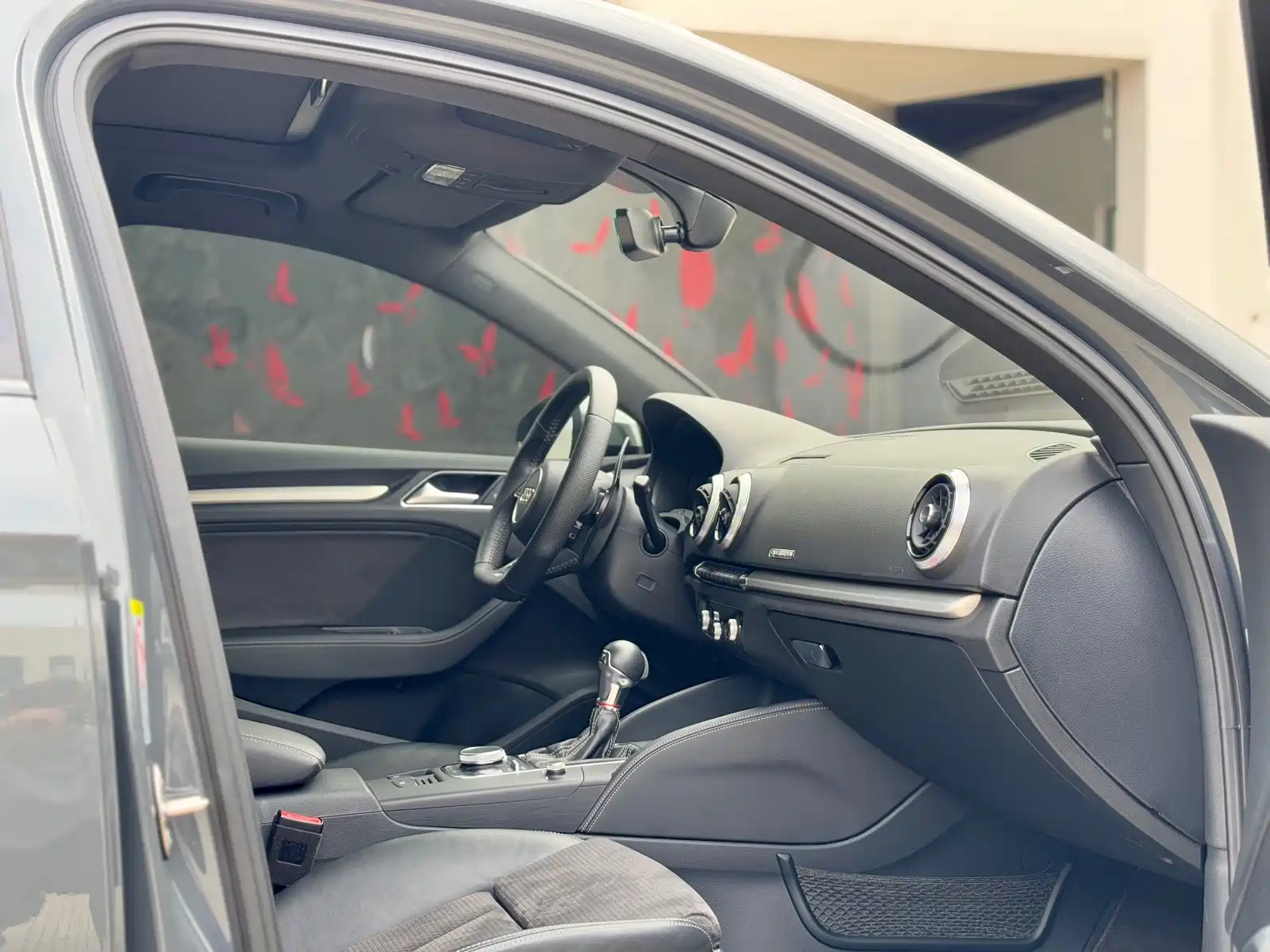 Photo 7 - Audi S3