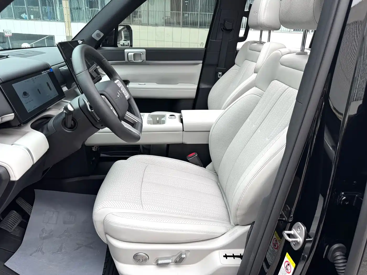 Fang Cheng Bao Titanium 7 2026 2025 190KM All-Wheel Drive Max Edition