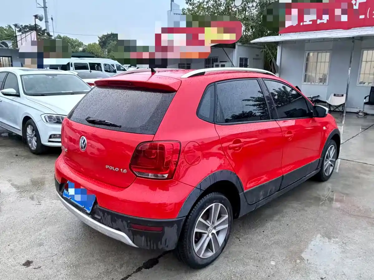 Volkswagen Polo 2013 2012 1.6L Cross Polo AT