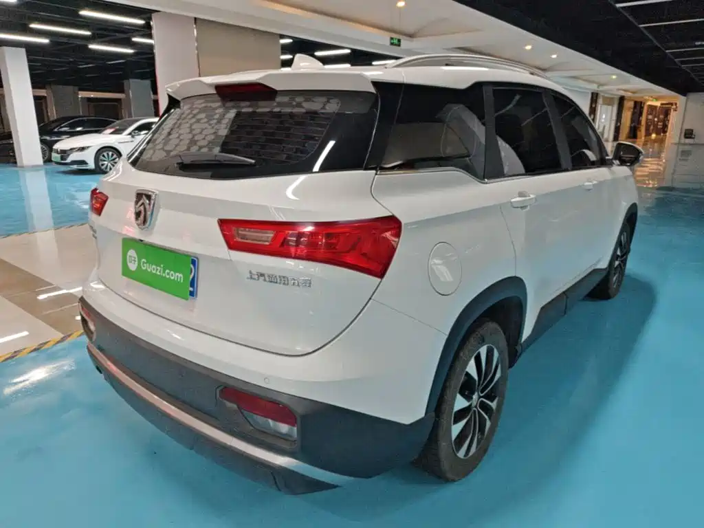 Baojun 530 2020 2021 Global Vehicle Anniversary Edition 1.5T CVT Premium Connected 7-seater
